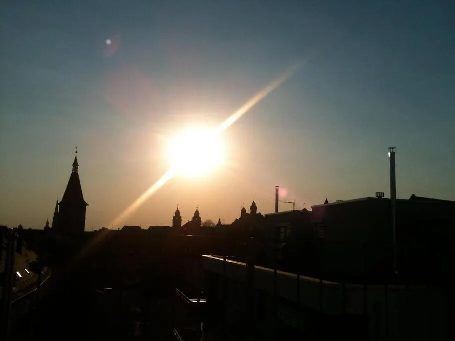 Penthouse-Wohnung - Balkon - Dachterrasse - Zentrum Nürnberg Deutschland