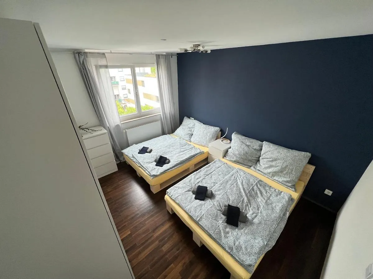 Penthouse-Wohnung - Balkon - Dachterrasse - Zentrum Nürnberg Apartment