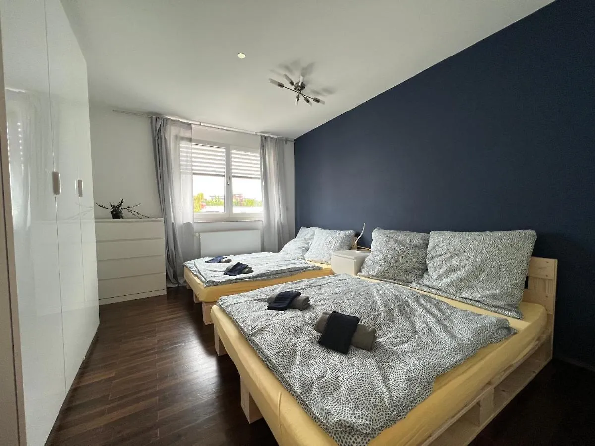 Penthouse-Wohnung - Balkon - Dachterrasse - Zentrum Nürnberg